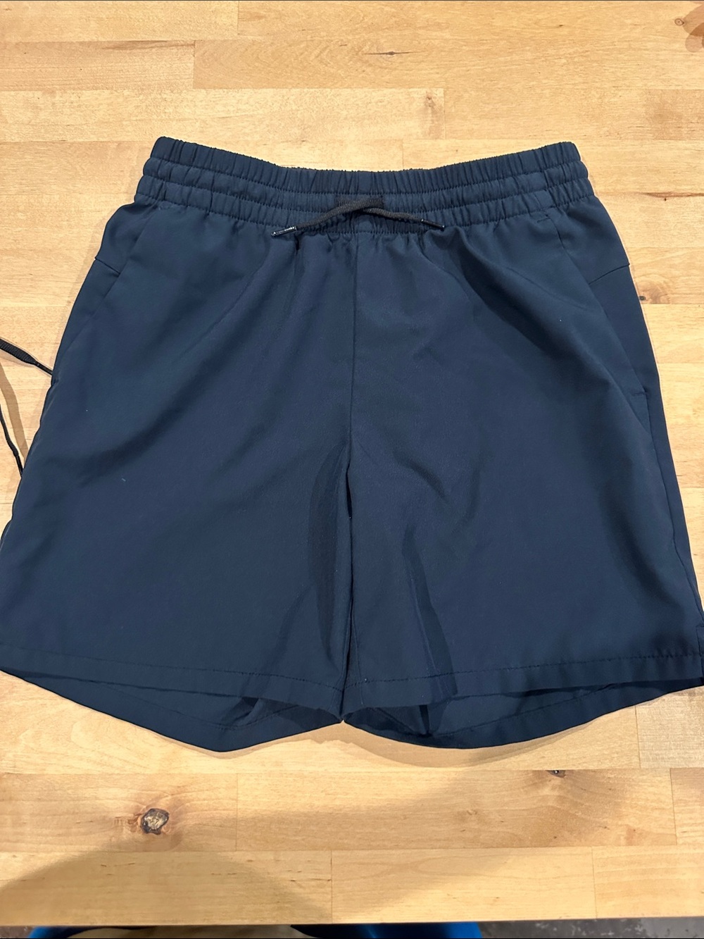 Old Navy Tech Shorts - Picture 4 of 7